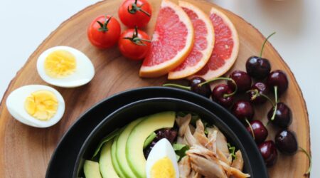Stress-Reducing Foods: What to Eat for a Calmer Mind